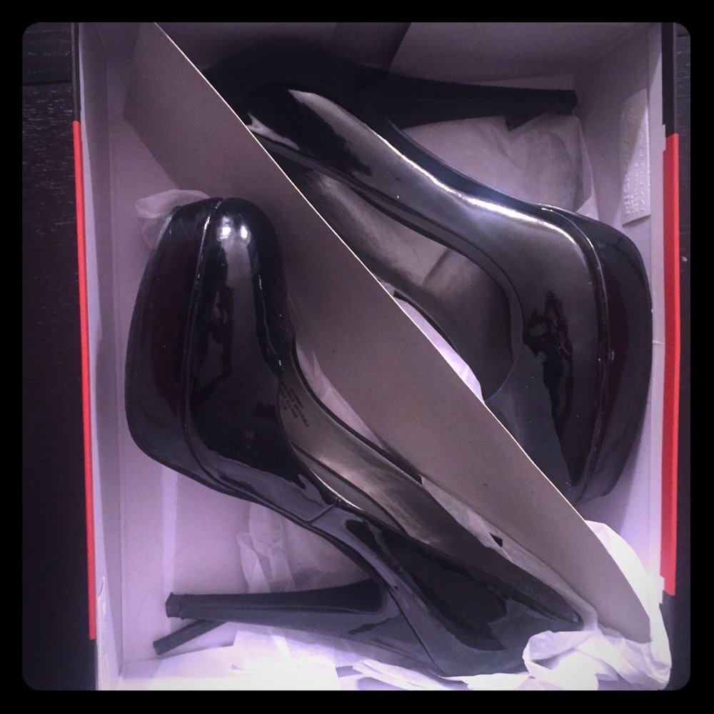 G by Guess Platform High Heels